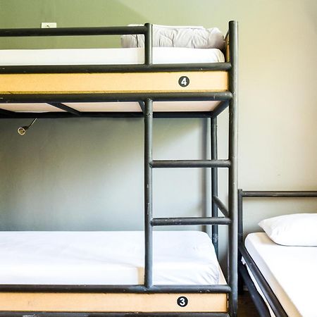 Destil Hostel 地拉那 外观 照片