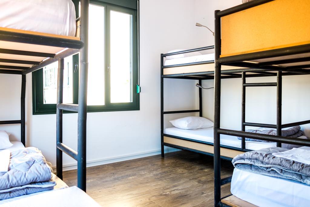Destil Hostel 地拉那 外观 照片