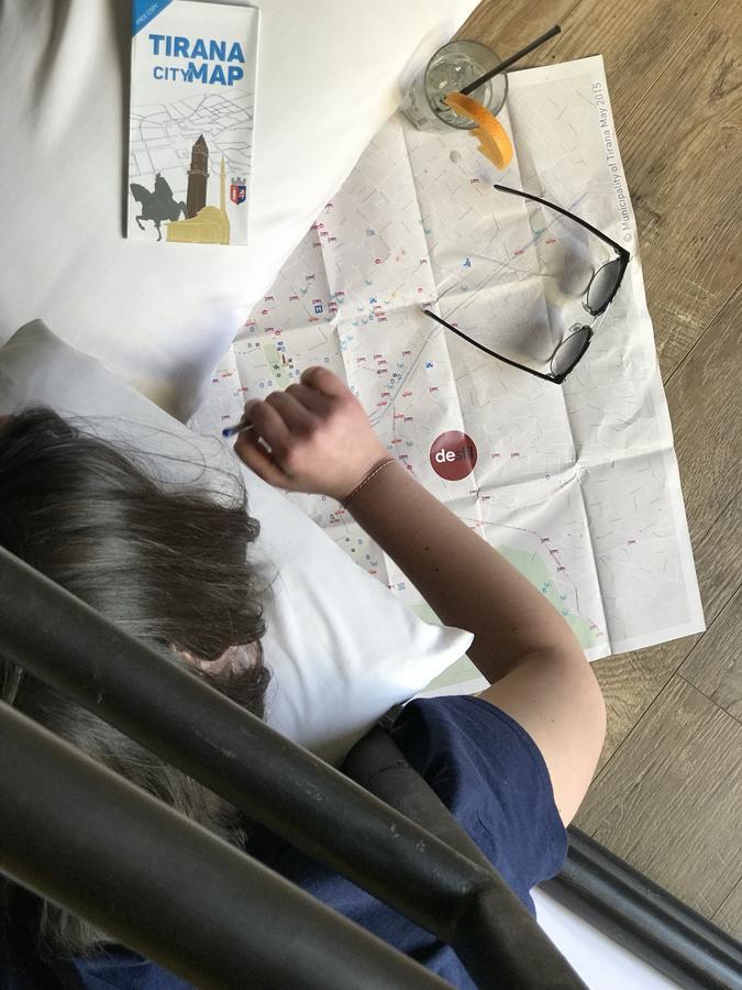 Destil Hostel 地拉那 外观 照片